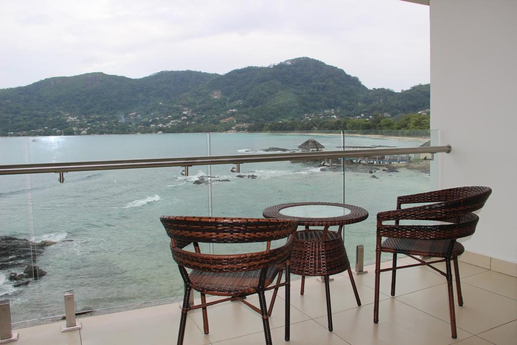 Surfers Cove Apartments Bel Ombre Esterno foto